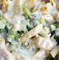 juicy chicken alfredo